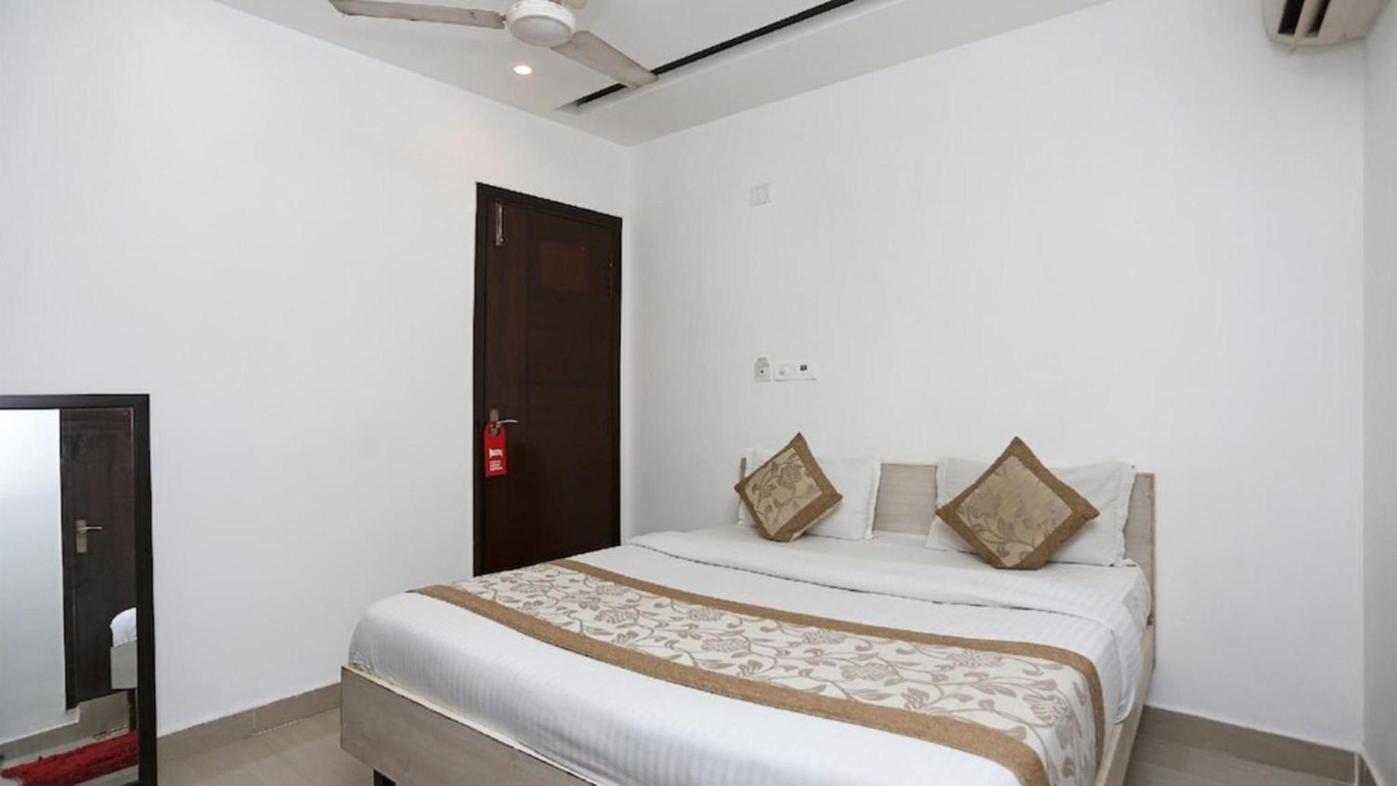 Deluxe Rooms In Jangpura New Delhi Exteriör bild